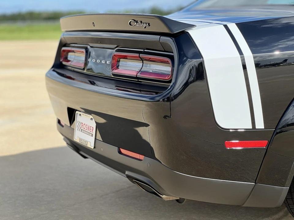 2023 Dodge Challenger SRT Hellcat 3rd Gen - Image 23 of 31