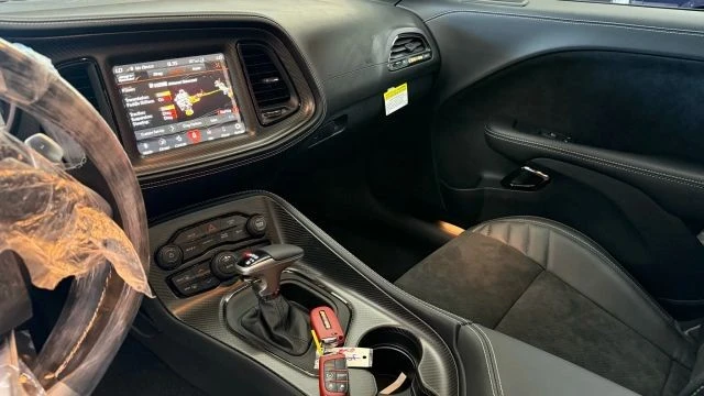 2023 Dodge Challenger SRT Hellcat 3rd Gen - Image 9 of 21