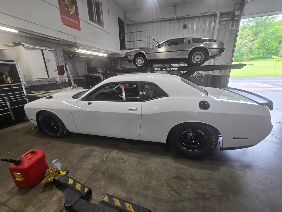2023 Dodge Challenger 3rd Gen - Image 13 of 31
