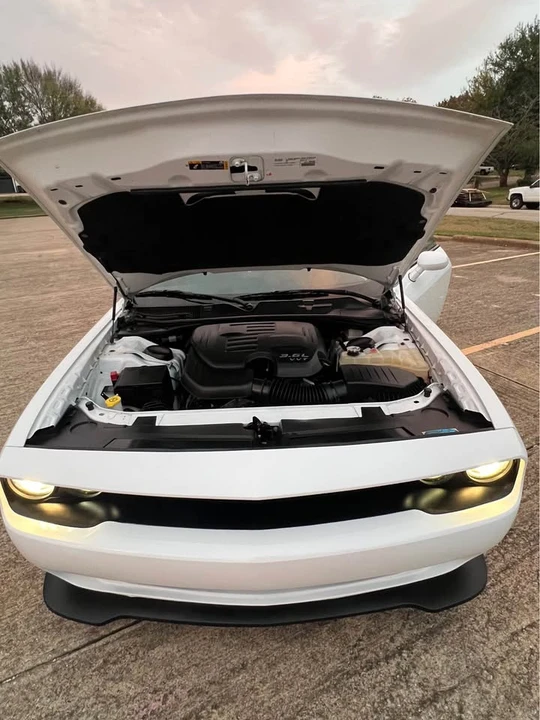 2023 Dodge Challenger 3rd Gen - Image 14 of 15