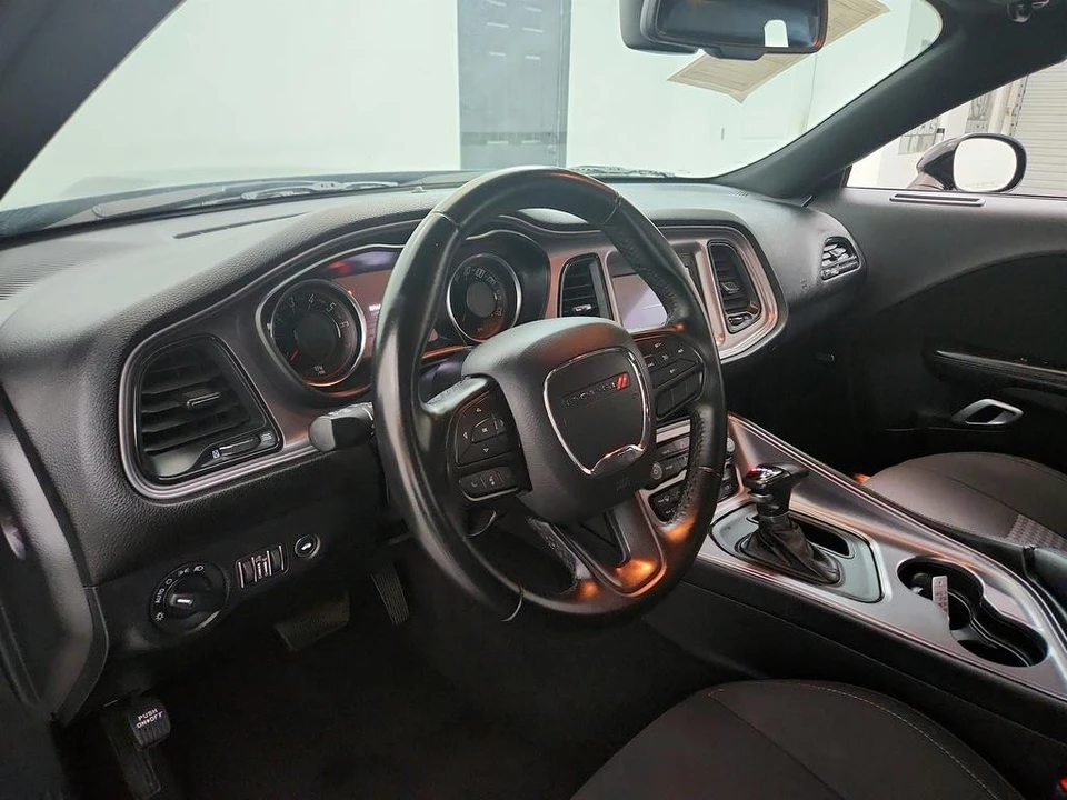 2023 Dodge Challenger 3rd Gen - Image 13 of 31