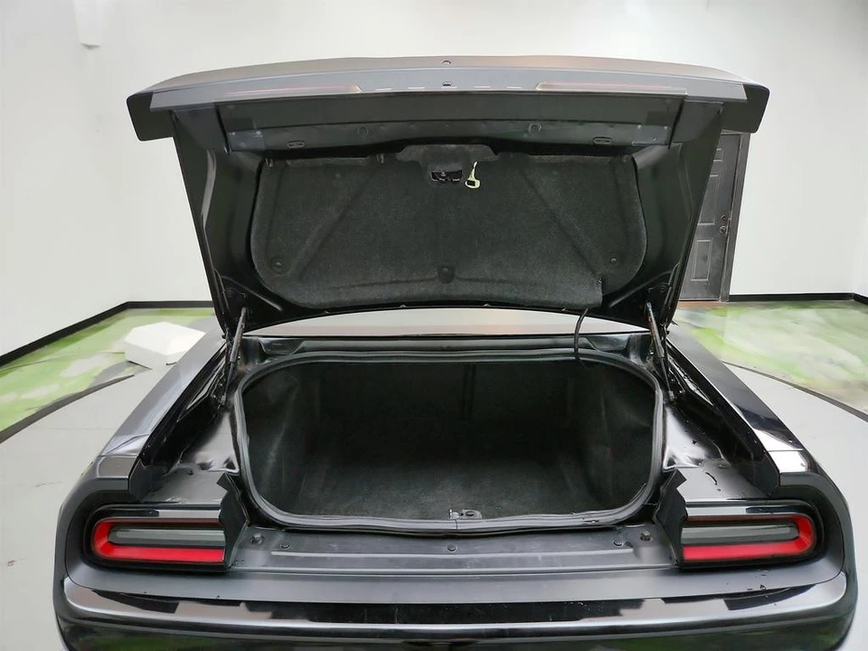 2023 Dodge Challenger 3rd Gen - Image 25 of 31
