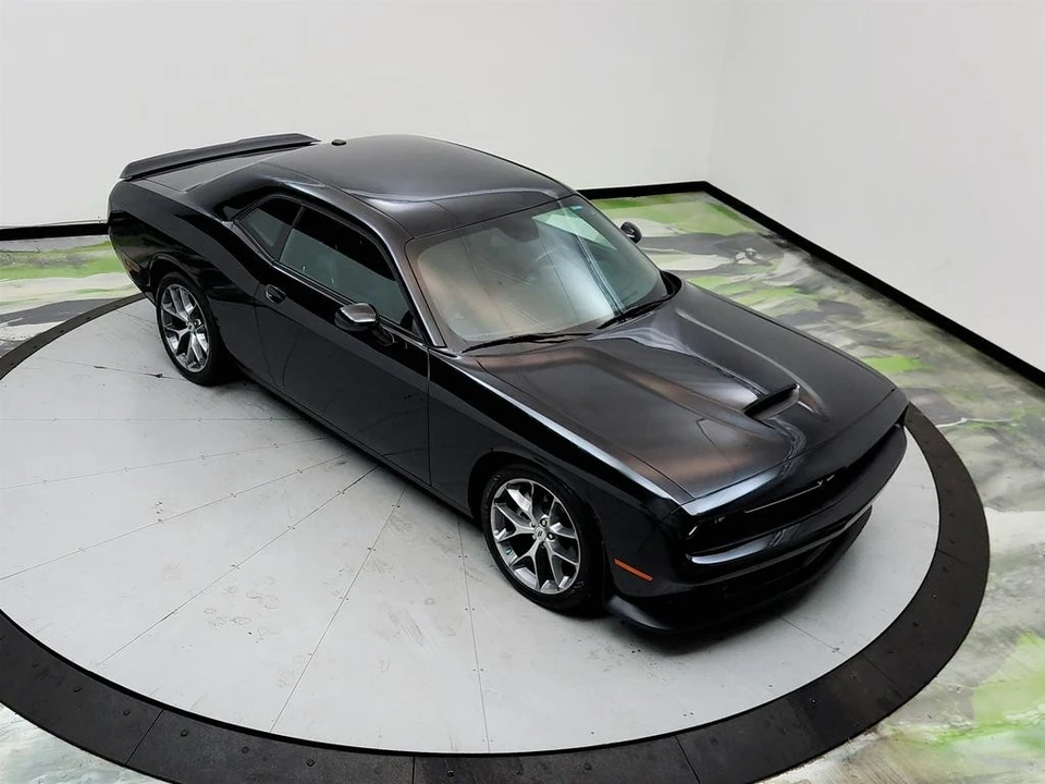 2023 Dodge Challenger 3rd Gen - Image 27 of 31