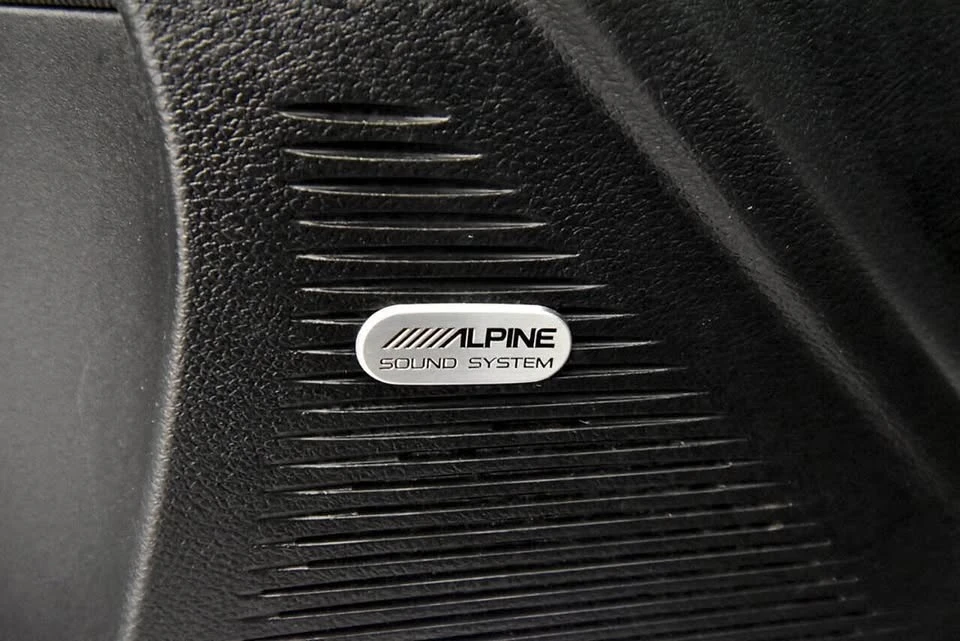 2023 Dodge Challenger 3rd Gen - Image 15 of 15