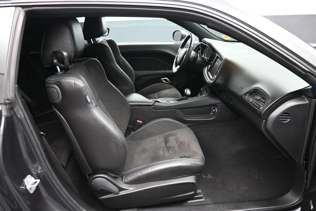 2023 Dodge Challenger 3rd Gen - Image 26 of 31