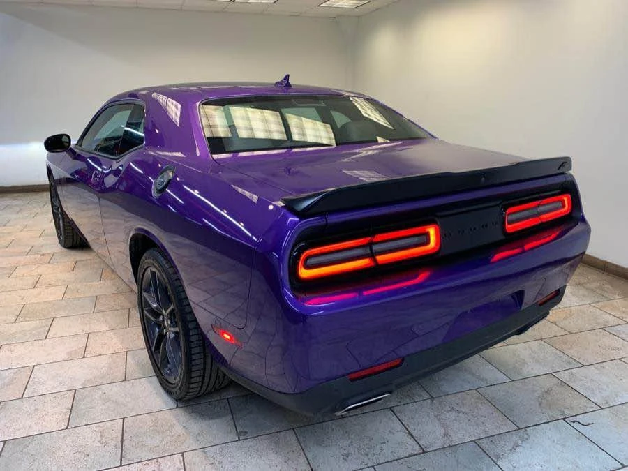 2023 Dodge Challenger 3rd Gen - Image 4 of 10