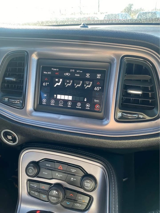 2023 Dodge Challenger 3rd Gen - Image 5 of 8