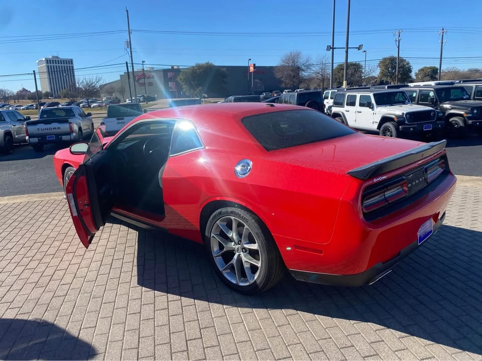 2023 Dodge Challenger 3rd Gen - Image 3 of 8
