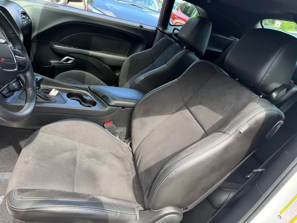 2023 Dodge Challenger 3rd Gen - Image 7 of 10