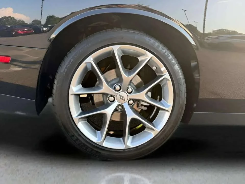 2023 Dodge Challenger 3rd Gen - Image 19 of 20