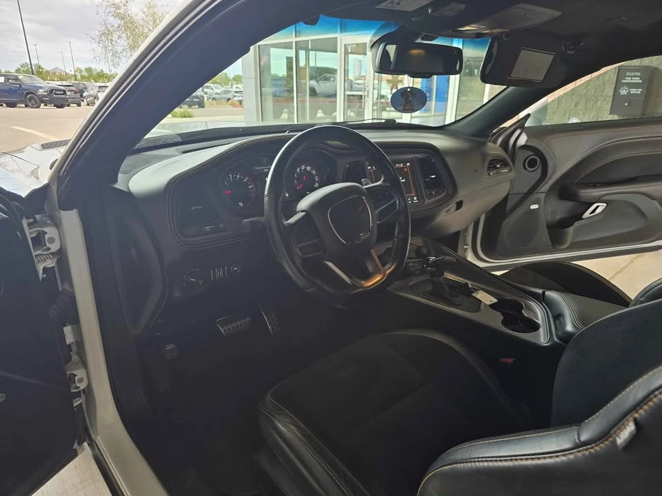 2023 Dodge Challenger 3rd Gen - Image 6 of 10
