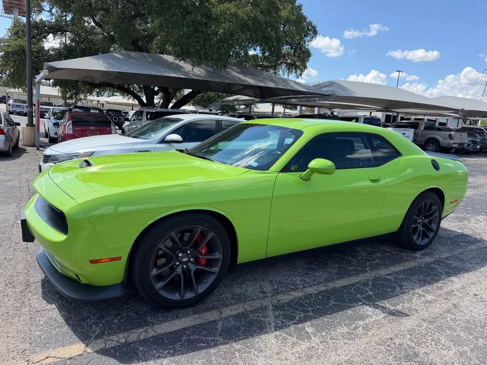 2023 Dodge Challenger 3rd Gen - Image 2 of 19