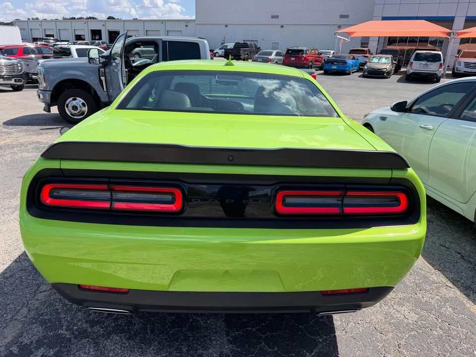 2023 Dodge Challenger 3rd Gen - Image 16 of 20