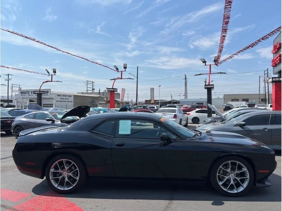 2023 Dodge Challenger 3rd Gen - Image 9 of 20