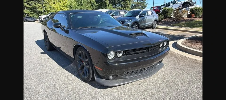 2023 Dodge Challenger 3rd Gen - Image 2 of 20