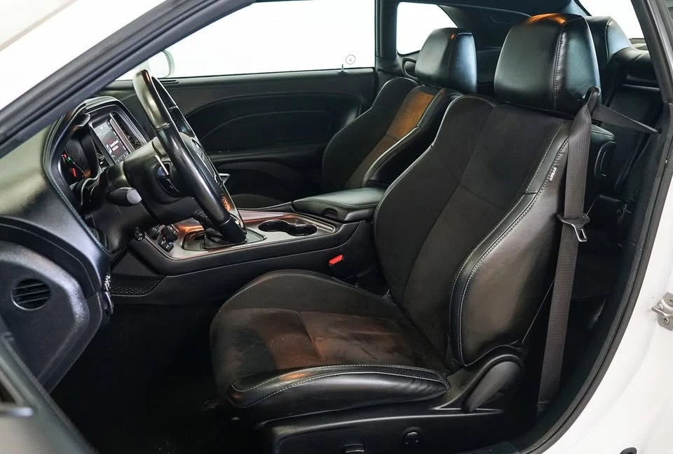 2023 Dodge Challenger 3rd Gen - Image 6 of 7