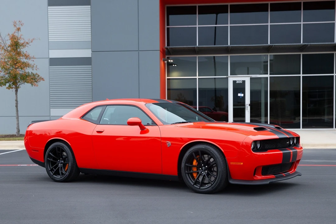 2023 Dodge Challenger SRT Hellcat 3rd Gen - Image 10 of 21