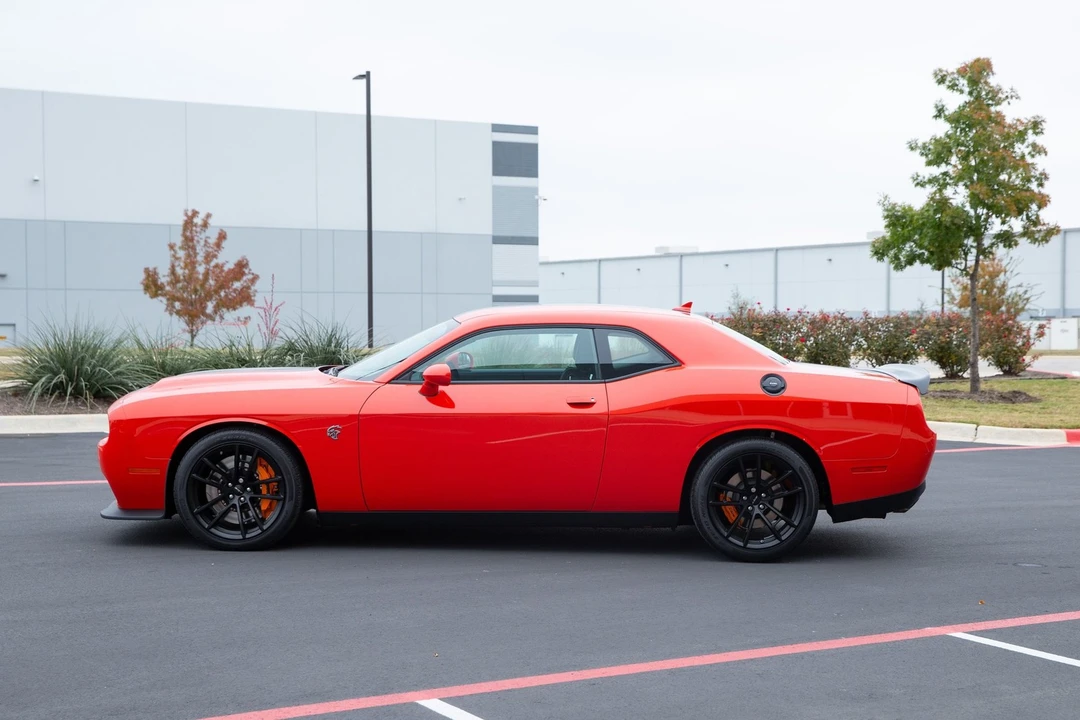 2023 Dodge Challenger SRT Hellcat 3rd Gen - Image 4 of 21