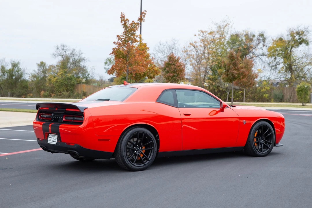 2023 Dodge Challenger SRT Hellcat 3rd Gen - Image 8 of 21