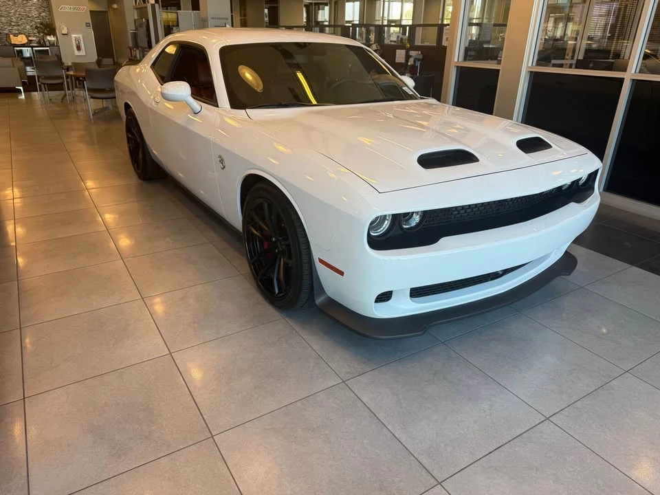 2023 Dodge Challenger SRT Hellcat 3rd Gen - Image 8 of 14