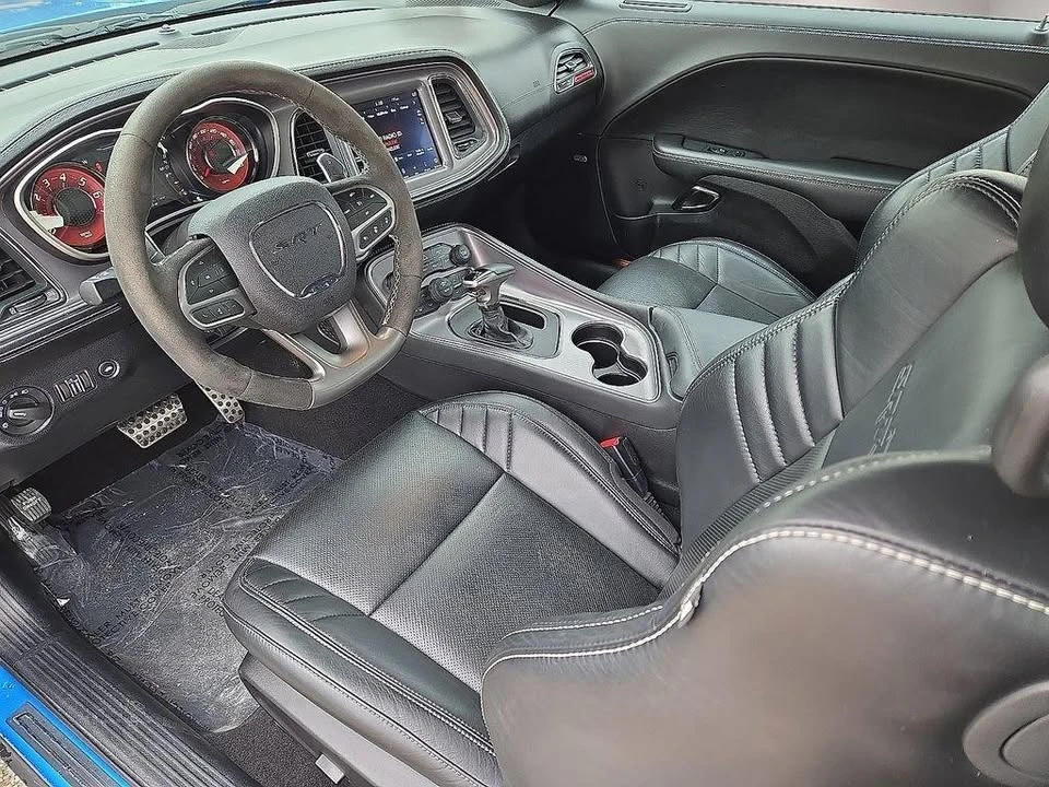 2023 Dodge Challenger SRT Hellcat 3rd Gen - Image 9 of 11