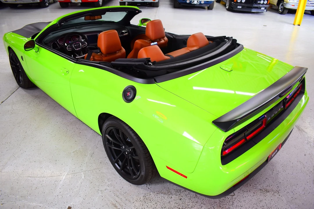 2023 Dodge Challenger SRT Hellcat 3rd Gen - Image 18 of 20