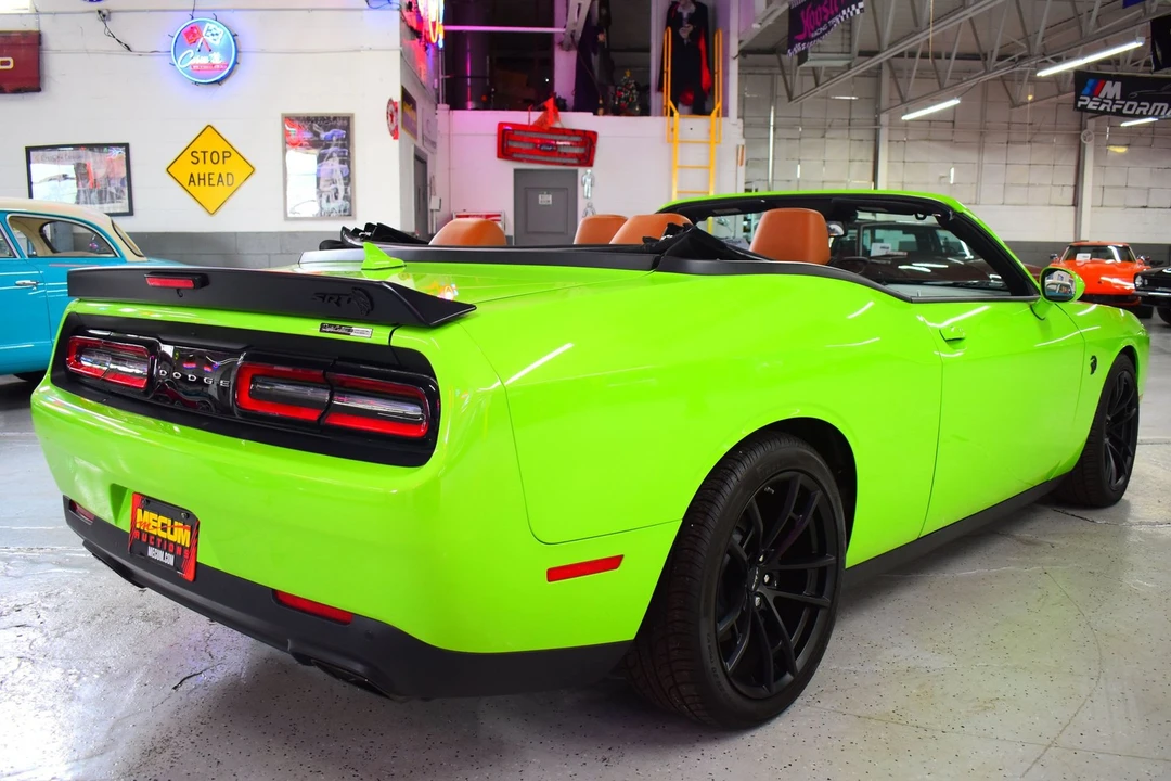 2023 Dodge Challenger SRT Hellcat 3rd Gen - Image 11 of 20
