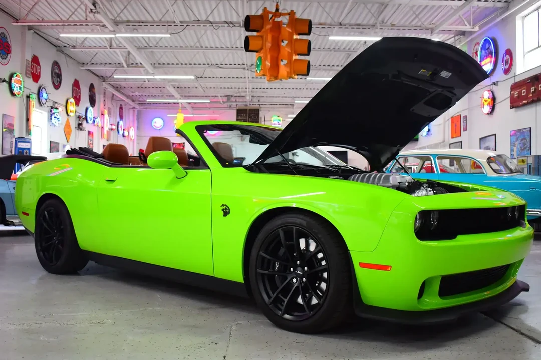 2023 Dodge Challenger SRT Hellcat 3rd Gen - Image 20 of 26