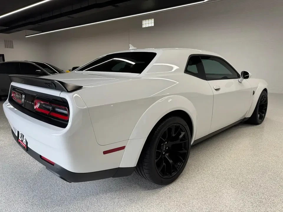 2023 Dodge Challenger SRT Hellcat 3rd Gen - Image 5 of 20