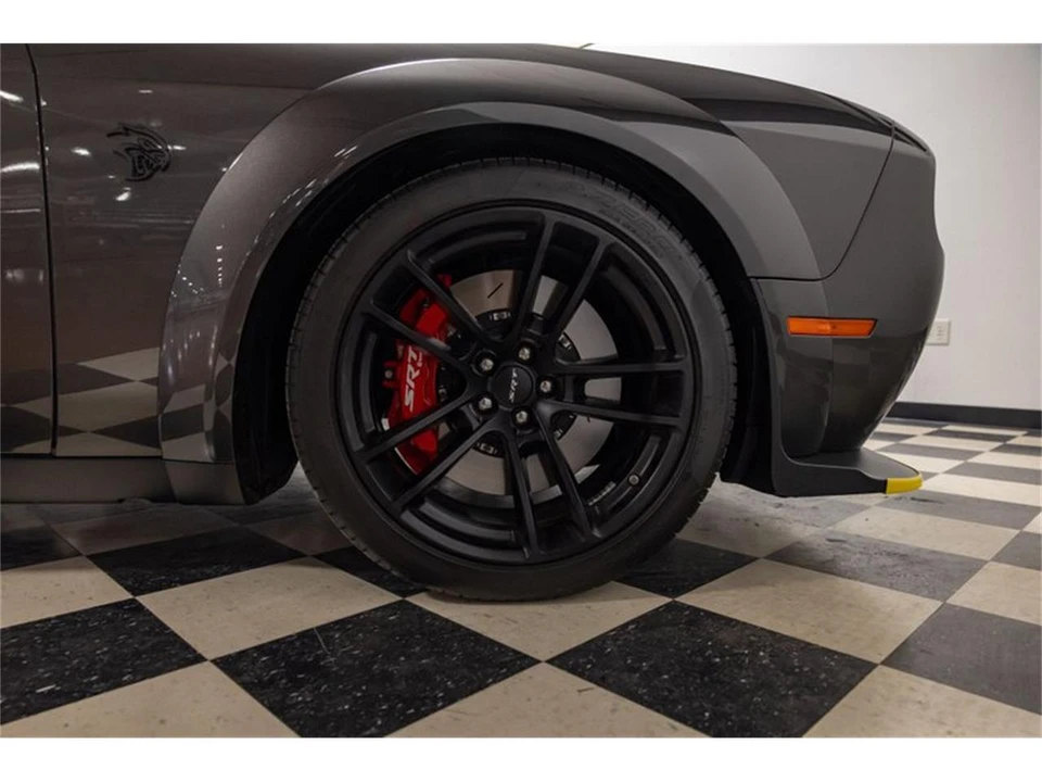 2023 Dodge Challenger SRT Hellcat 3rd Gen - Image 25 of 31