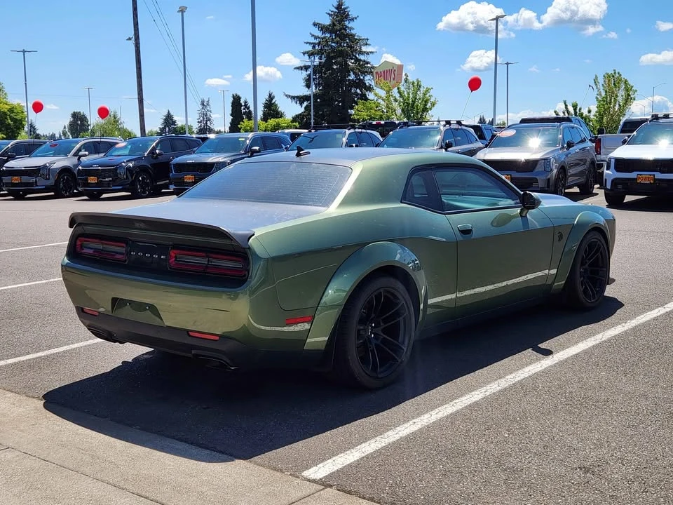 2023 Dodge Challenger SRT Hellcat 3rd Gen - Image 4 of 11