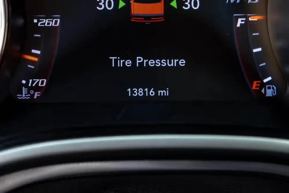 2023 Dodge Challenger SRT Hellcat 3rd Gen - Image 13 of 20
