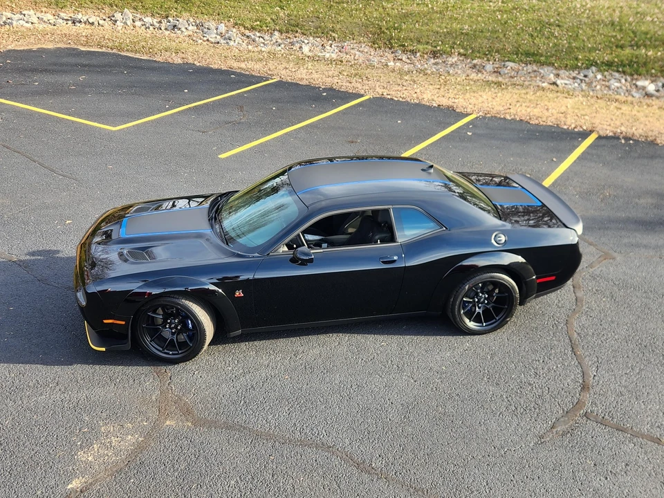 2023 Dodge Challenger 3rd Gen - Image 4 of 31