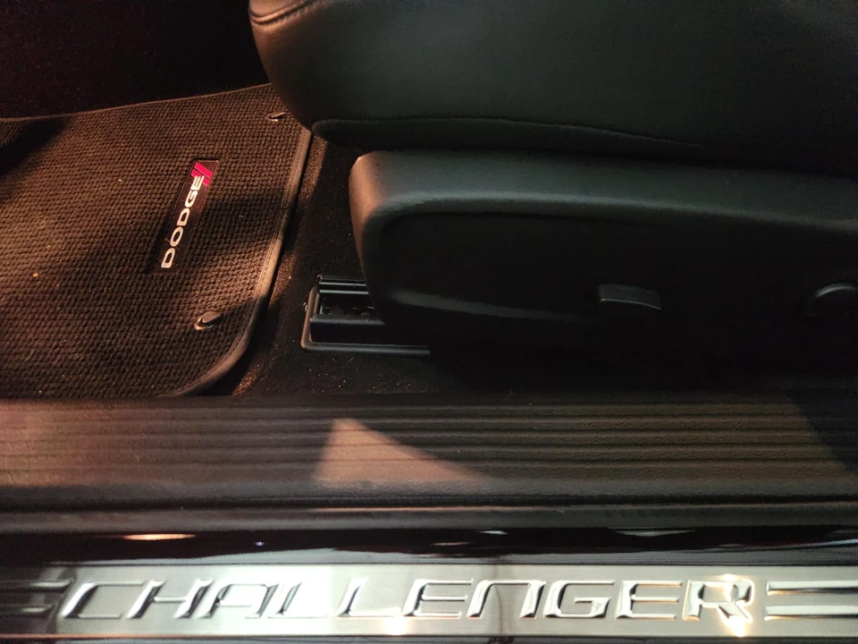 2023 Dodge Challenger 3rd Gen - Image 24 of 31