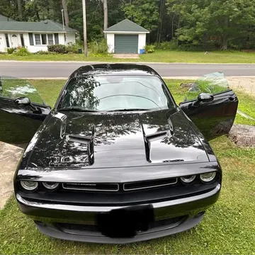 2023 Dodge Challenger SXT