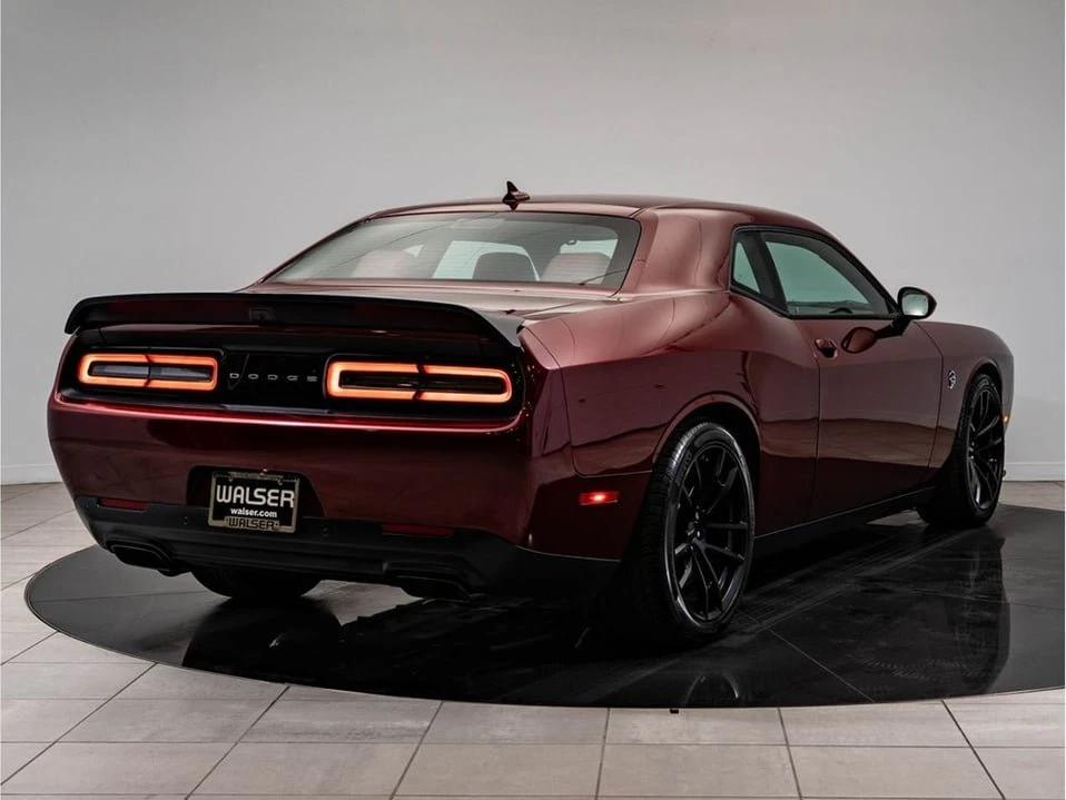 2023 Dodge Challenger 3rd Gen - Image 10 of 20