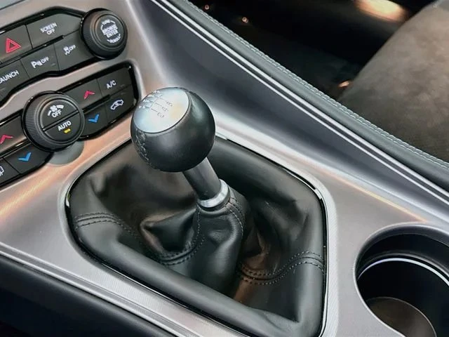 2023 Dodge Challenger 3rd Gen - Image 15 of 20