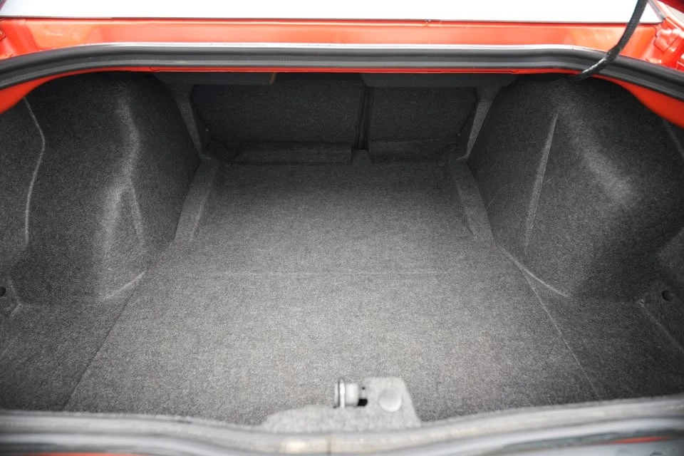 2023 Dodge Challenger 3rd Gen - Image 11 of 20
