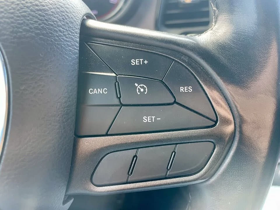 2023 Dodge Challenger 3rd Gen - Image 13 of 17