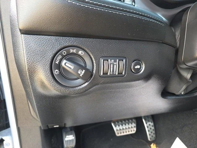 2023 Dodge Challenger 3rd Gen - Image 15 of 19