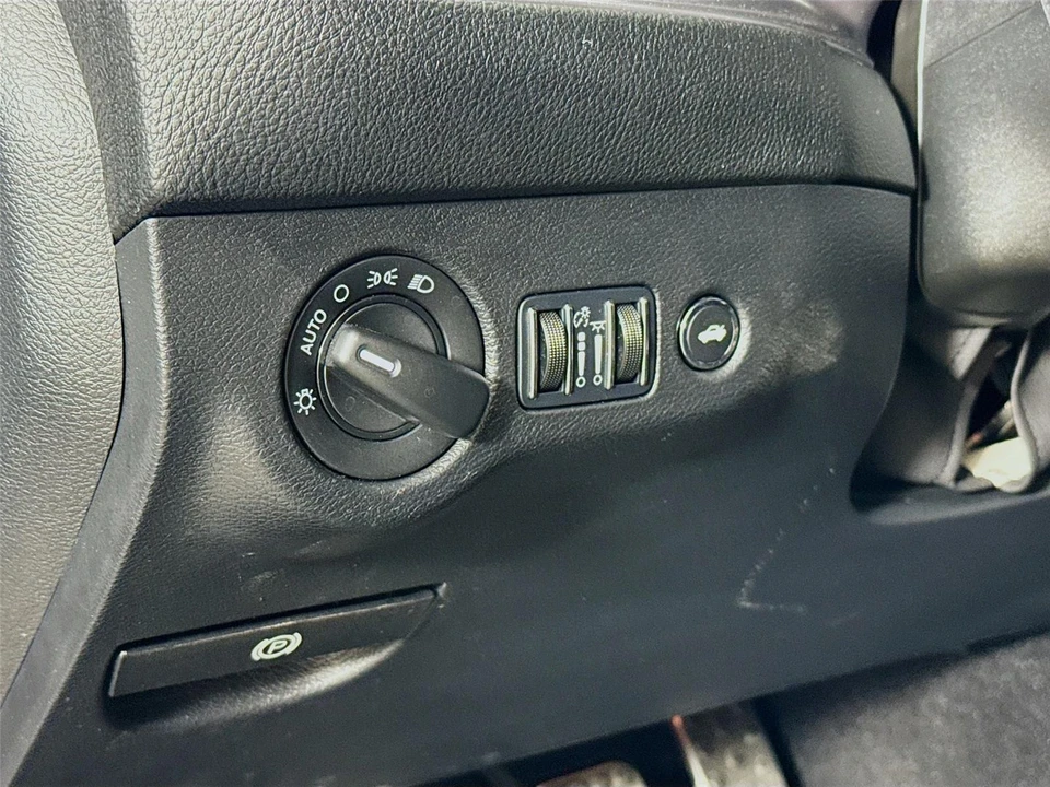 2023 Dodge Challenger 3rd Gen - Image 4 of 17