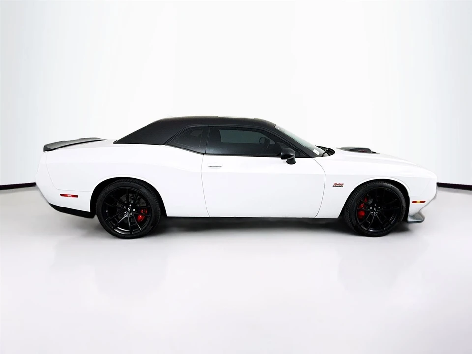 2023 Dodge Challenger 3rd Gen - Image 12 of 17