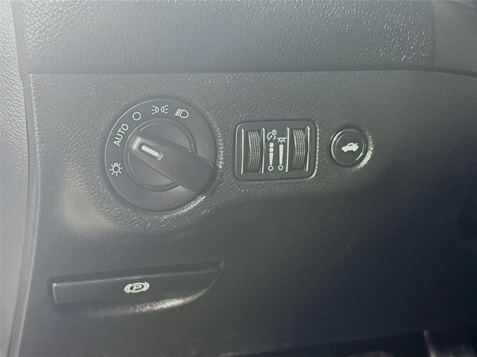 2023 Dodge Challenger 3rd Gen - Image 5 of 21