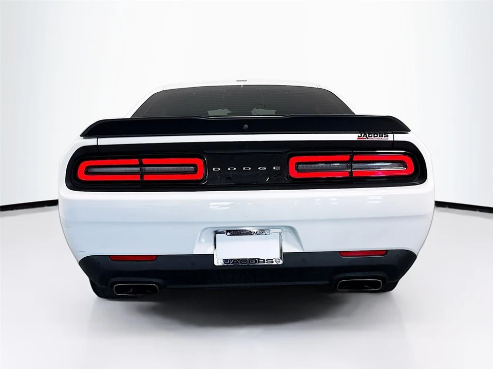 2023 Dodge Challenger 3rd Gen - Image 25 of 31