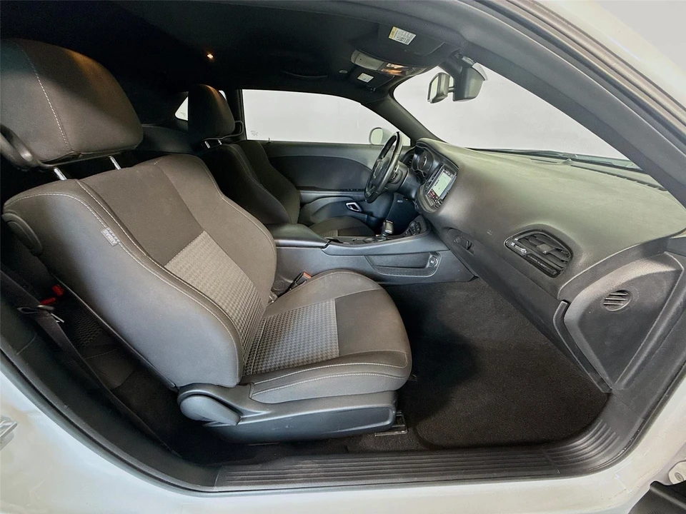 2023 Dodge Challenger 3rd Gen - Image 21 of 31