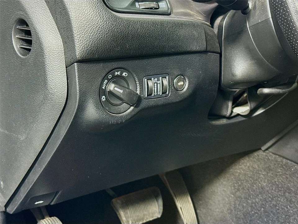 2023 Dodge Challenger 3rd Gen - Image 7 of 31