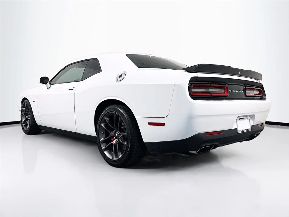 2023 Dodge Challenger 3rd Gen - Image 28 of 31