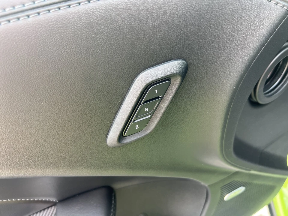 2023 Dodge Challenger 3rd Gen - Image 14 of 21