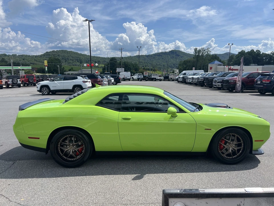2023 Dodge Challenger 3rd Gen - Image 4 of 21