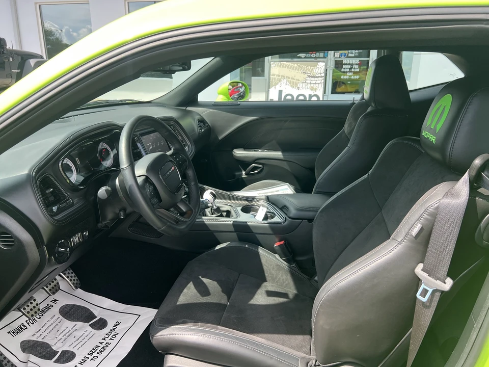 2023 Dodge Challenger 3rd Gen - Image 16 of 27